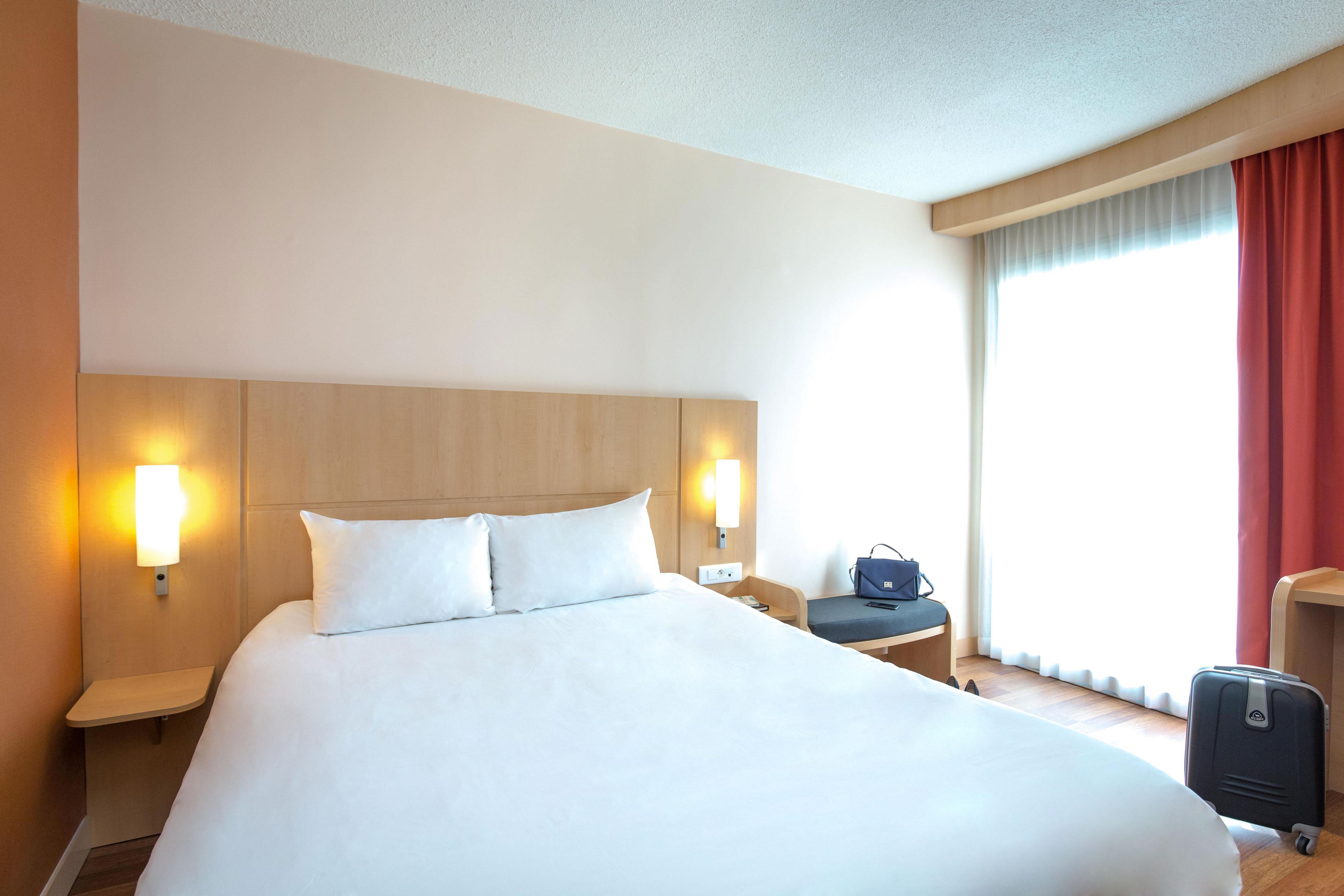Ibis Cavaillon Portes Du Luberon Exterior photo