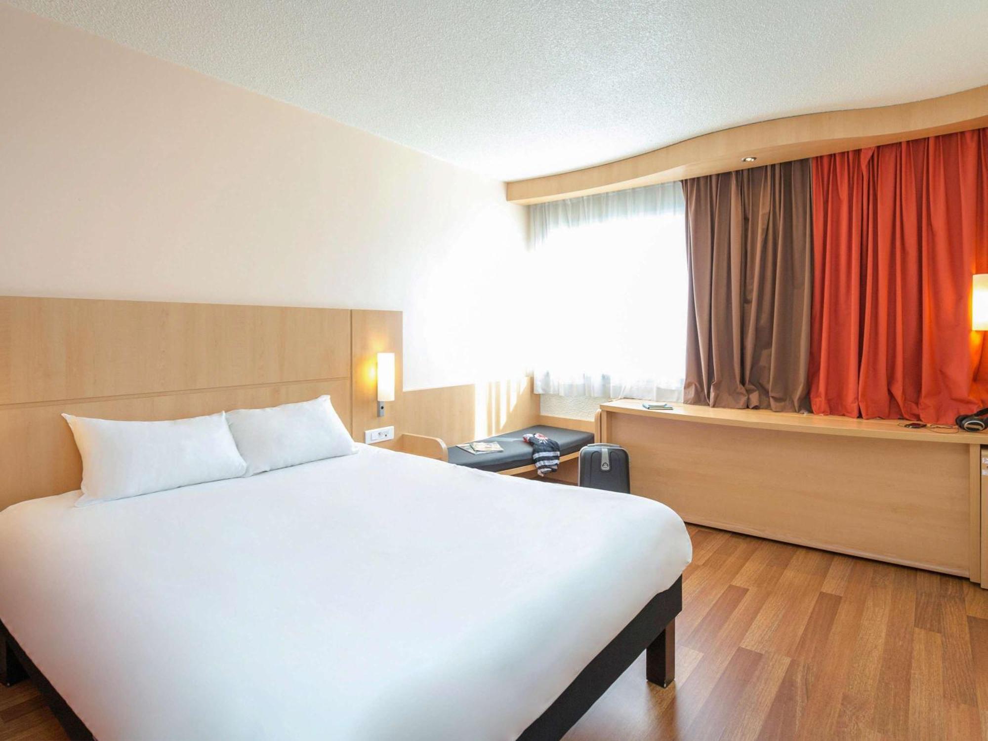 Ibis Cavaillon Portes Du Luberon Exterior photo